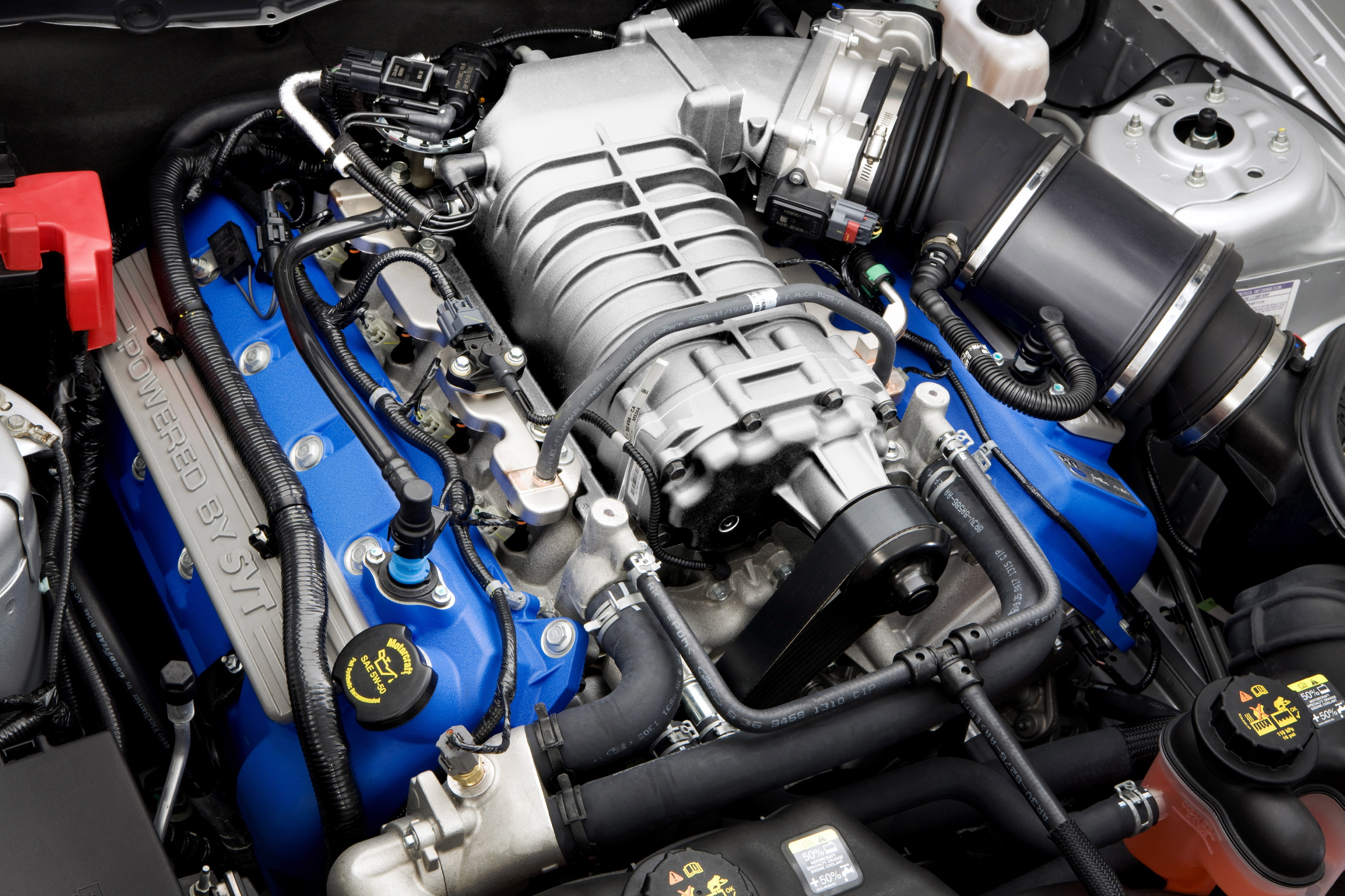 http://mustangforums.com/2011_GT500-Engine01.jpg