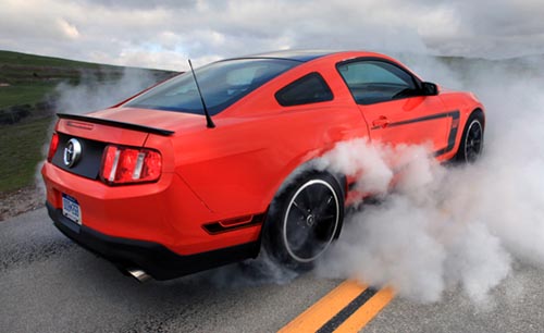 2012_Mustang_Boss302_Burnout.jpg