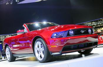 2010 Mustang Vert.JPG