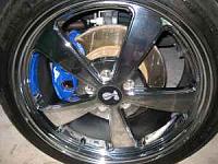 Any Vista Blues with painted calipers?-1.jpg