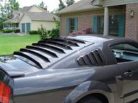 Post pictures up of any stangs with rear window louvers!!-dsc01284.jpg