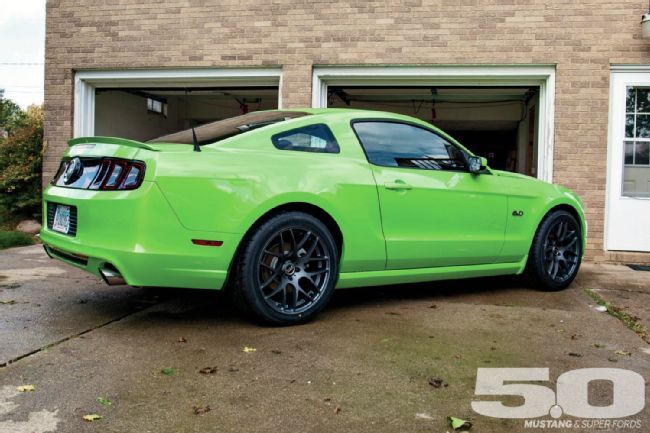 Name:  2012-ford-mustang-gt.jpg
Views: 2423
Size:  57.3 KB