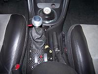Auto shifter in the cup holders location.-autoinstall020.jpg