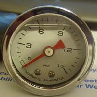 autometer fuel pressure gauge 3411 and a liquid fill fuel pressure gauge for under th-003.jpg