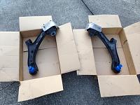 Front Lower Control Arms - S197 - 2005 Ford Mustang GT-photo-1.jpg