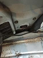 How to Fix a Leak in a 1999 - 2004 Mustang Vert-photo707.jpg