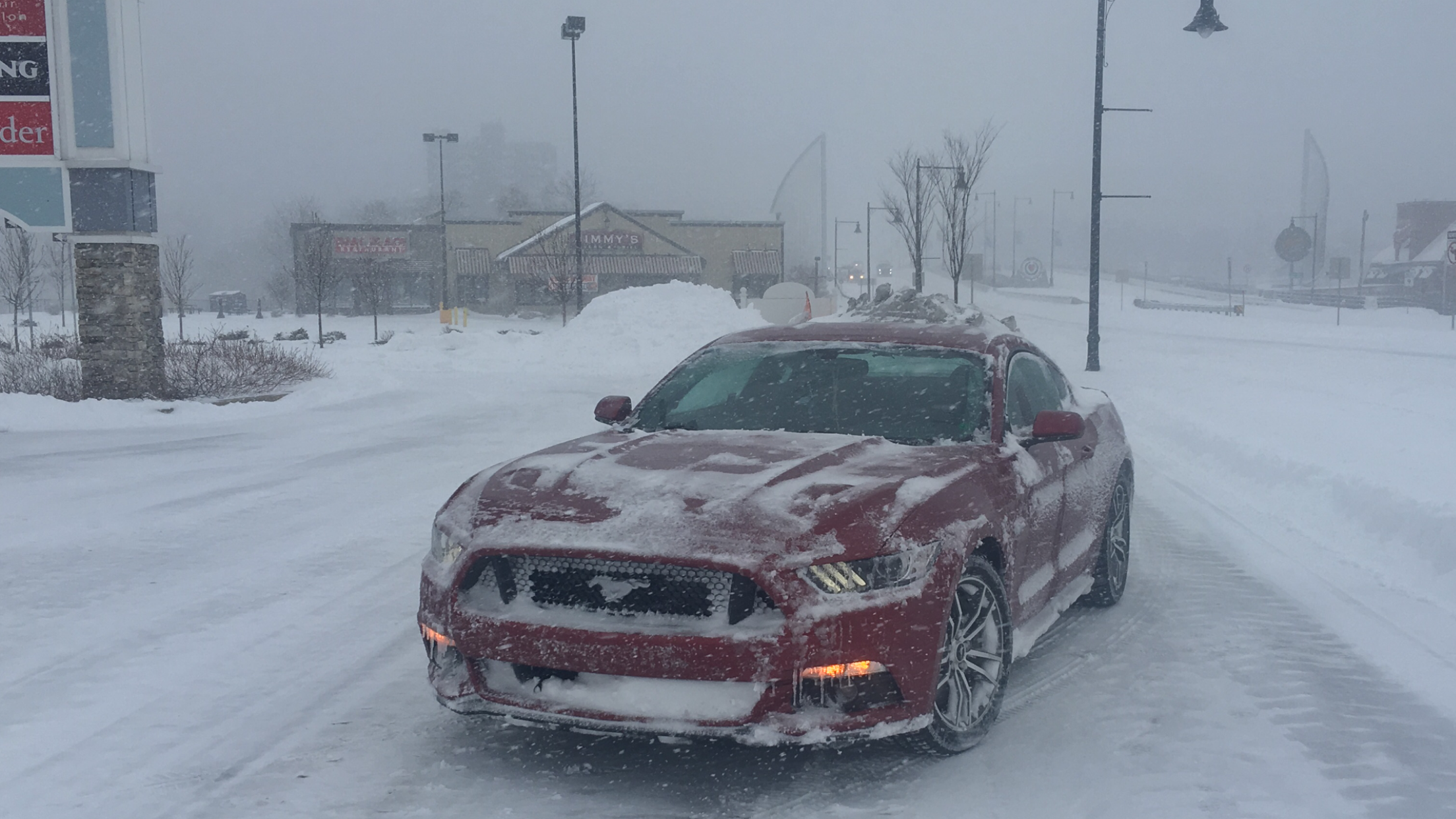 Are Mustangs Good in Snow  