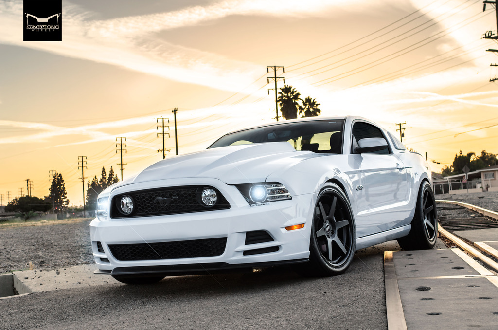 Name:  Mustang-GT-2_zpshuero1pz.jpg
Views: 219
Size:  220.6 KB