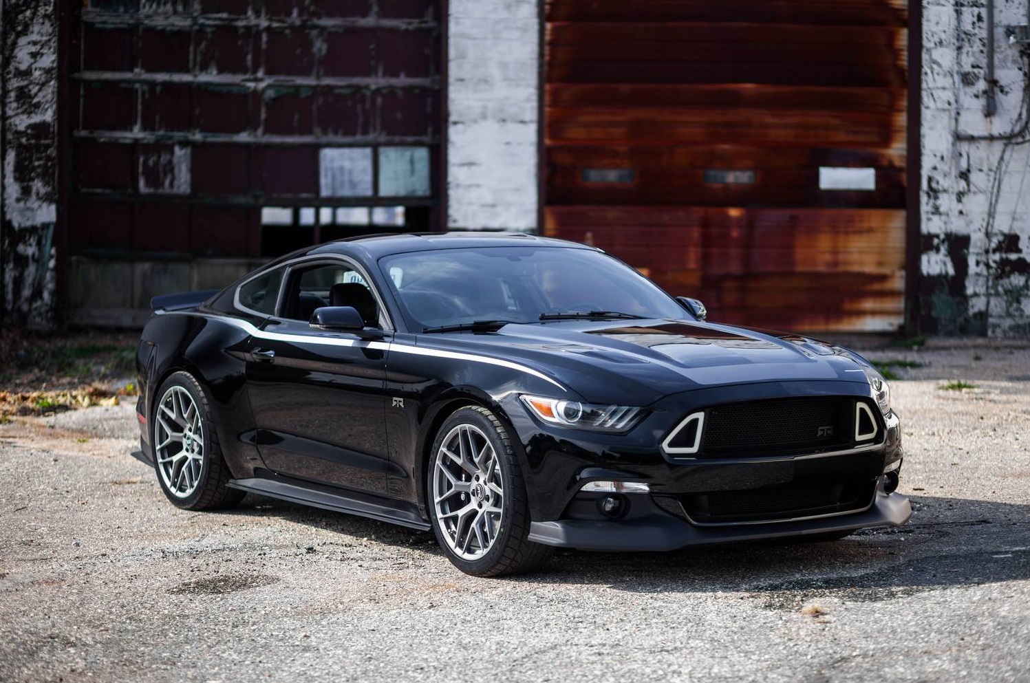 official-2015-mustang-rtr-3