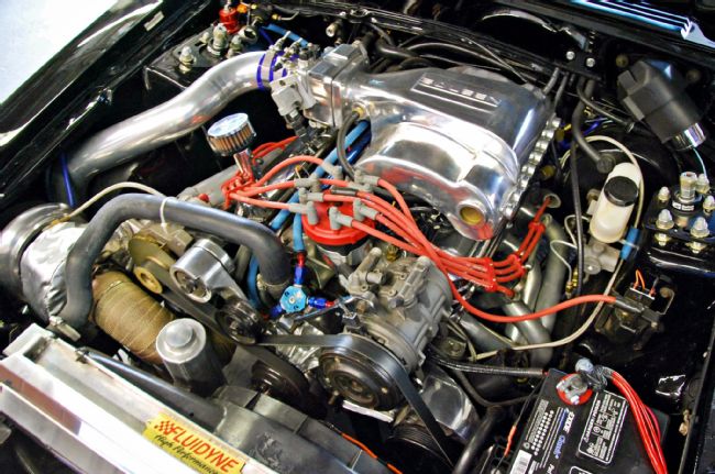 1993-custom-ford-mustang-fox-body-saleen-influenced-engine