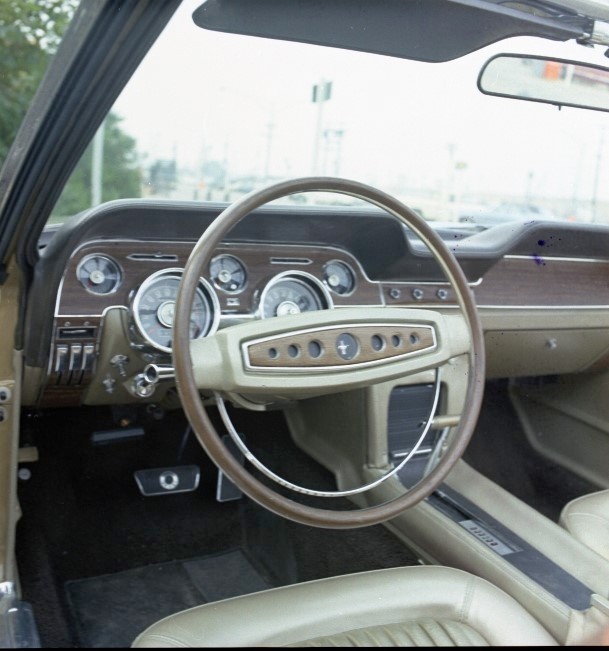 1968-mustang-steering-wheel