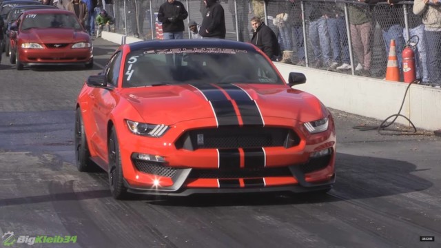 Mustang GT350 Hits Strip Aiming For 11s