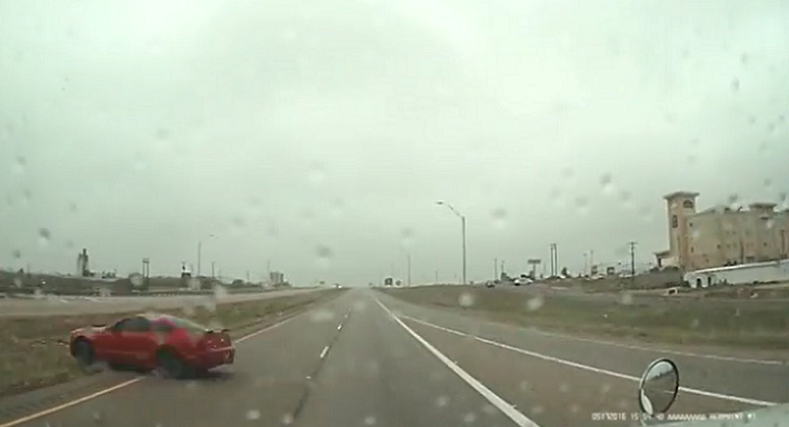 Mustang Narrowly Misses Getting Hit by Semi Truck