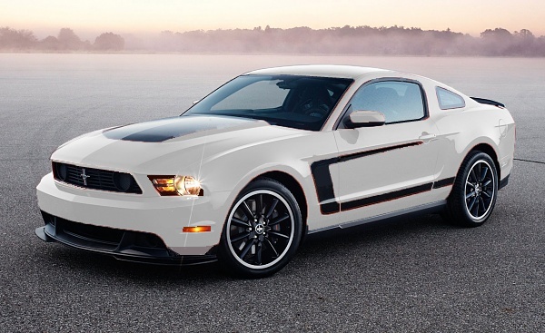 2012-ford-mustang-boss-302-4[1]