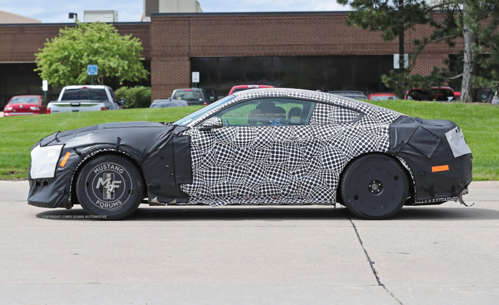 2019 Ford Mustang Shelby GT500 Spy Shots (10) - MustangForums