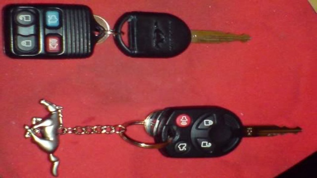 Ford Mustang V6 and Ford Mustang GT 2005-2014: How to Reprogram Key Fob