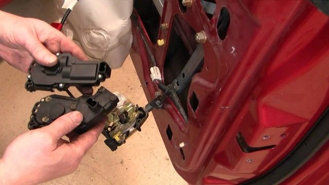 Ford Mustang and Ford Mustang GT 1994-2004: How to Replace Door Lock Actuator