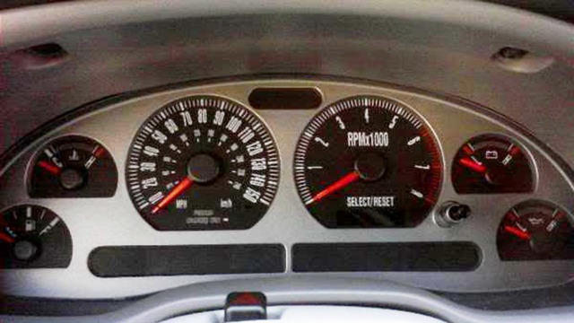 Ford Mustang 1994-2004: How to Replace Gauge Cluster