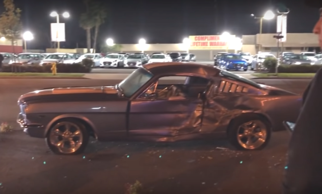Ford Mustang Crash