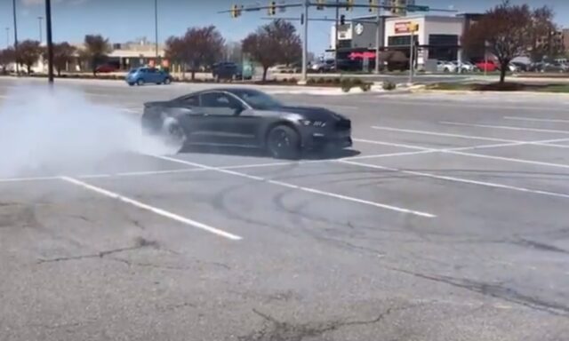 Shelby GT350 Performs an Incredible Donut on YouTube