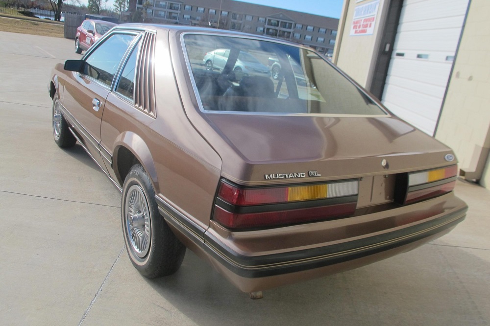 Ford Mustang GL
