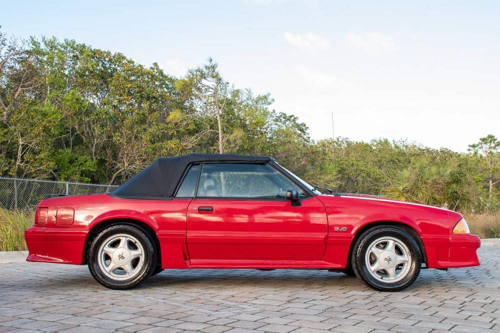 1992 Ford Mustang GT