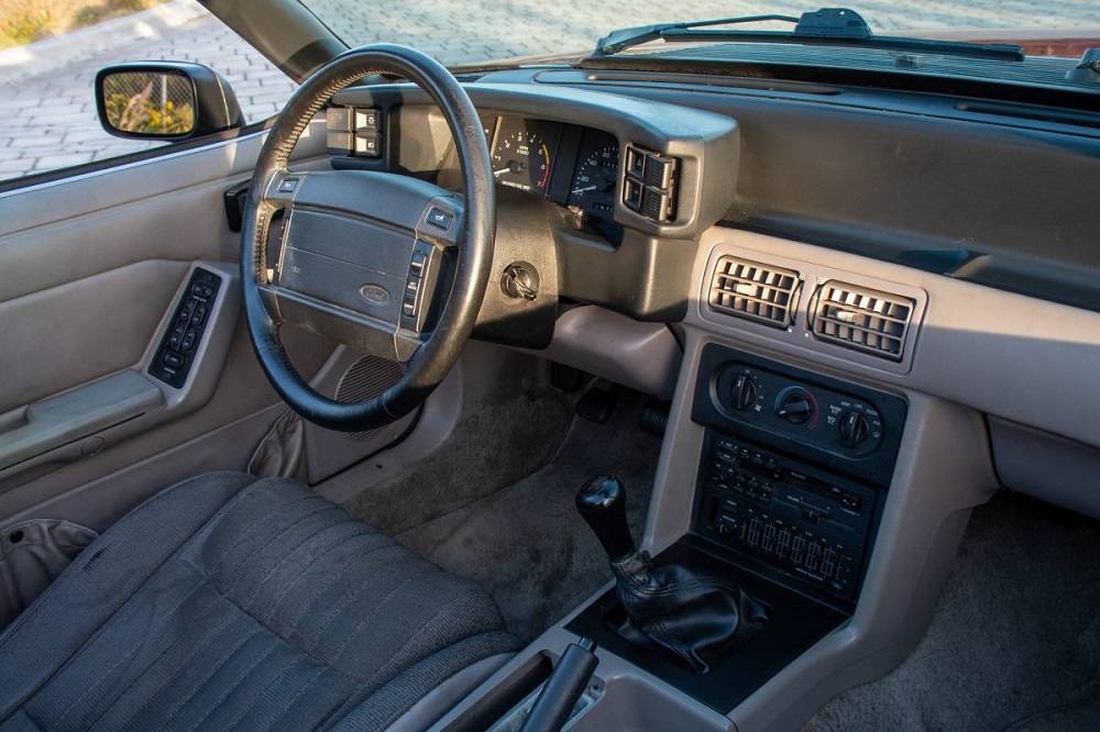 1992 Ford Mustang GT